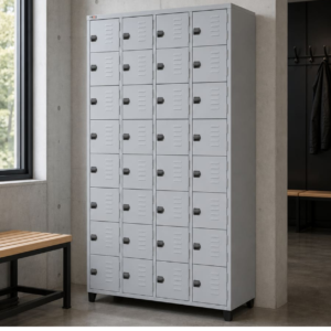 ROUPEIRO DE AÇO COM 32 PORTAS E VÃOS DE 22,8 CM